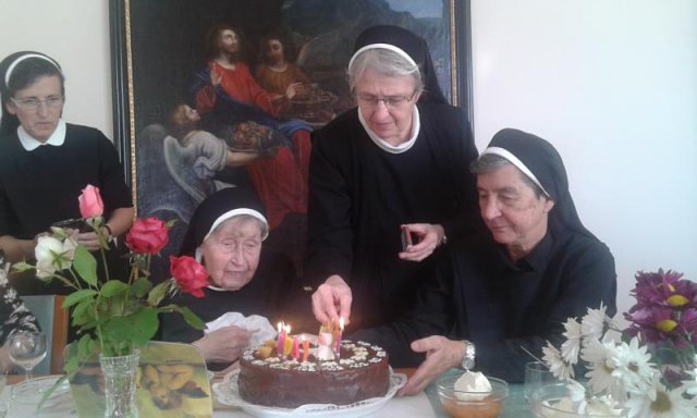 Feier zum 102. Geburtstag von Mater Albertia / Ursulinen Graz Feier zum 102. Geburtstag von Mater Albertia